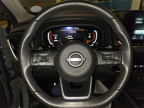 Used 2023 Nissan Rogue Platinum w/ Platinum Premium Package image 14