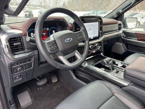 Used 2022 Ford F150 Lariat w/ Equipment Group 502A High image 4