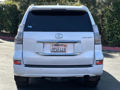 Used 2019 Lexus GX 460 Premium image 5