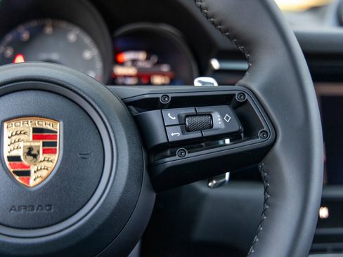 New 2026 Porsche Macan S image 32