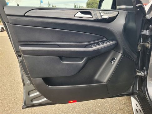 Used 2017 Mercedes-Benz GLE 43 AMG 4MATIC image 18