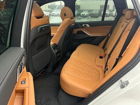 New 2026 BMW X5 xDrive40i w/ Premium Package image 5