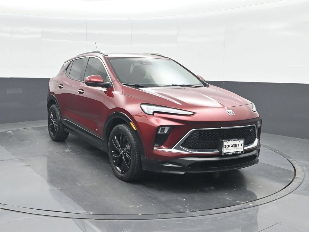 Used 2025 Buick Encore GX Sport Touring FWD image 8