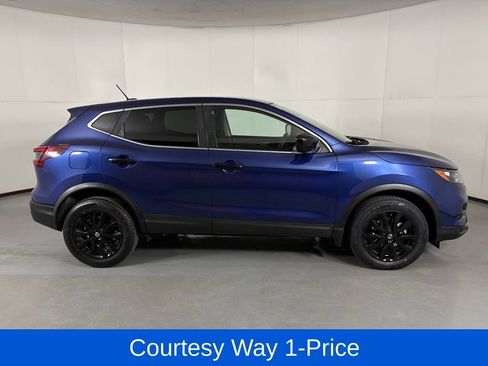 Used 2021 Nissan Rogue Sport S FWD image 12