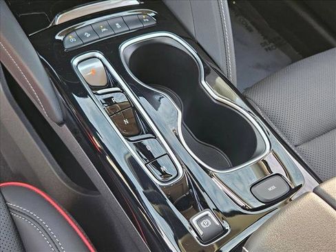 Used 2023 Buick Envision Essence w/ Sport Touring Package image 12