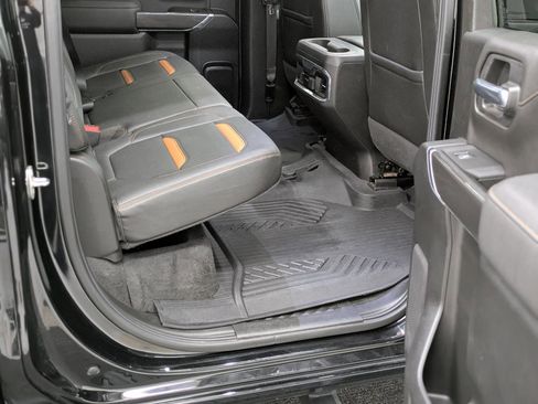 Used 2022 GMC Sierra 1500 AT4 w/ AT4 Preferred Package image 24