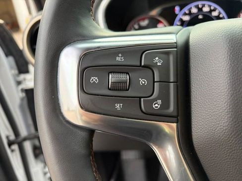 Certified 2024 Chevrolet Blazer Premier w/ Driver Confidence II Package image 5