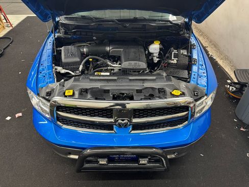 Used 2022 RAM 1500 Classic SLT AWD/4WD image 11