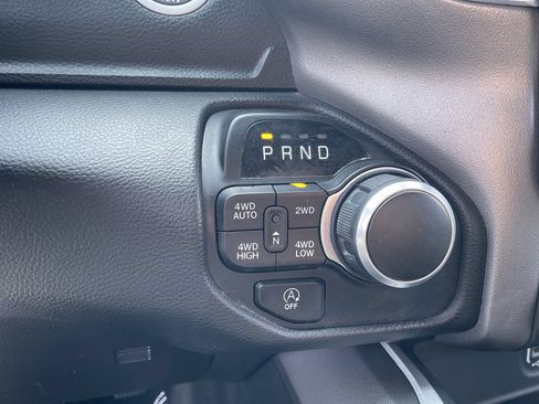 Used 2023 RAM 1500 Big Horn AWD/4WD image 18
