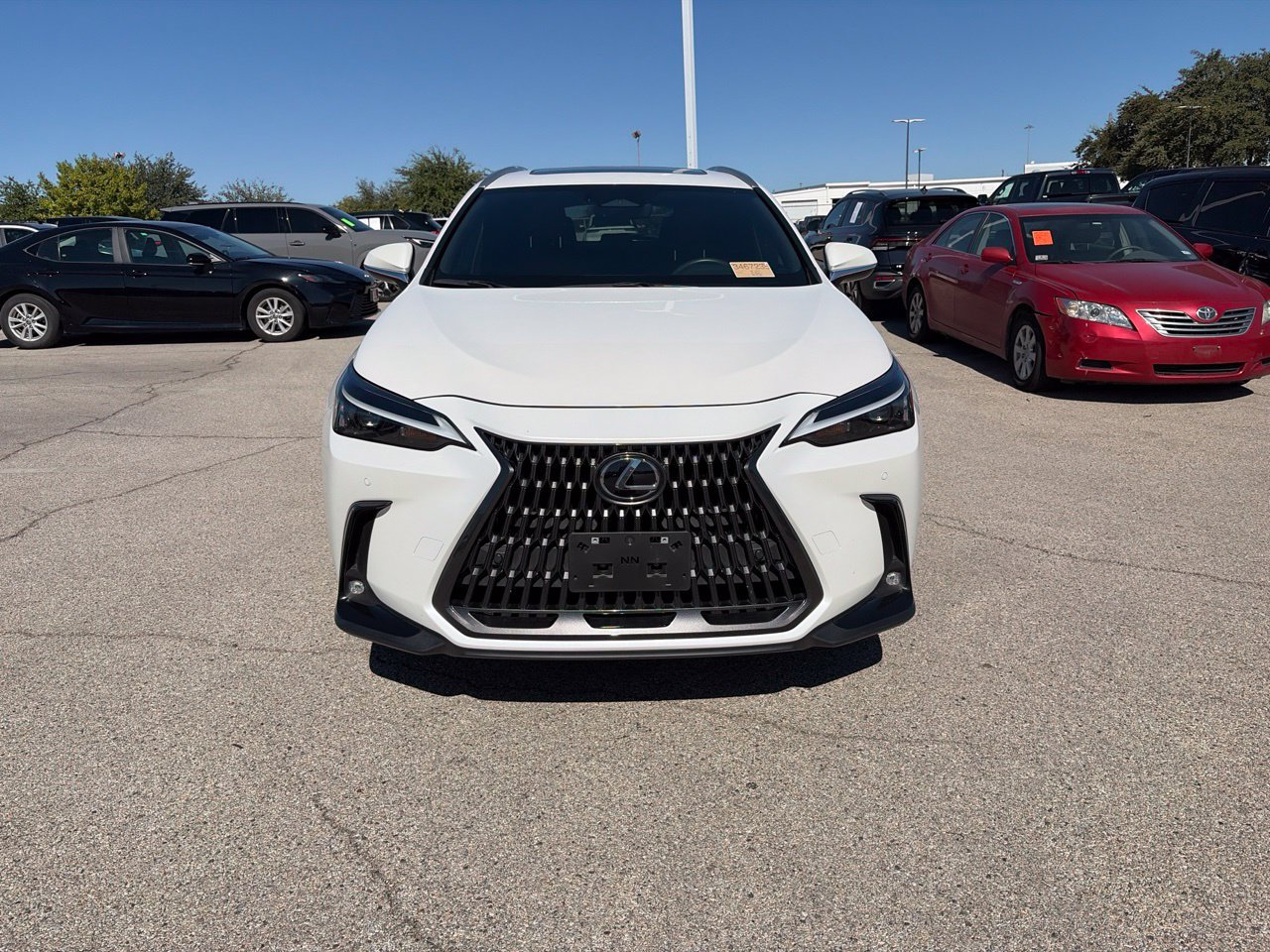 Used 2025 Lexus NX 250 FWD w/ Accessory Package (2T) image 7