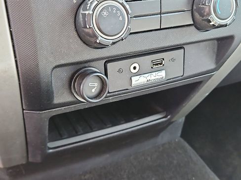Used 2012 Ford F150 XLT w/ XLT Chrome Pkg RWD image 31