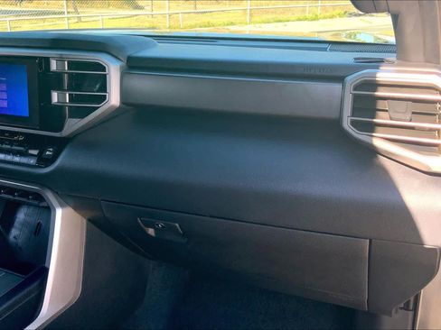 Certified 2025 Toyota Sequoia SR5 image 17