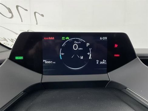 New 2026 Toyota Prius Plug-In Hybrid image 15