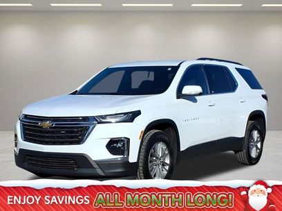 Used 2023 Chevrolet Traverse LT