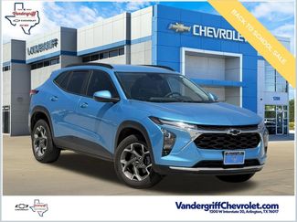 Used 2025 Chevrolet Trax LT w/ Driver Confidence Package FWD video 1
