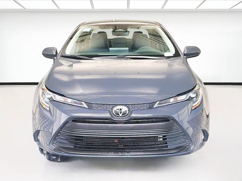 Used 2024 Toyota Corolla LE image 2