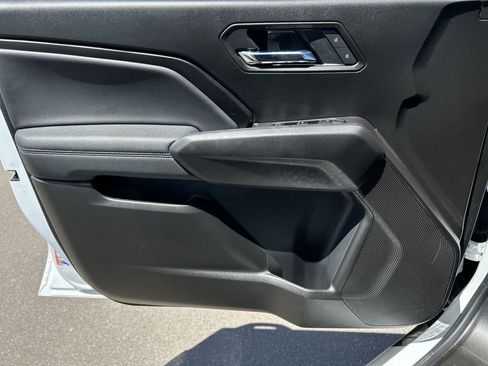 Used 2025 GMC Canyon Elevation RWD image 22