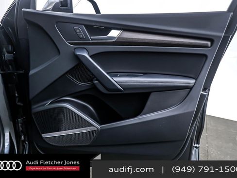 Used 2024 Audi Q5 e Prestige image 24