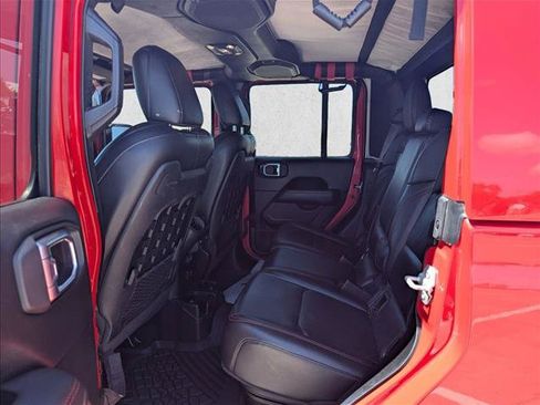 Used 2020 Jeep Gladiator Rubicon AWD/4WD image 15