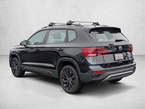 Used 2022 Volkswagen Taos S image 8