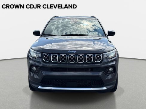 Used 2024 Jeep Compass Limited AWD/4WD image 10