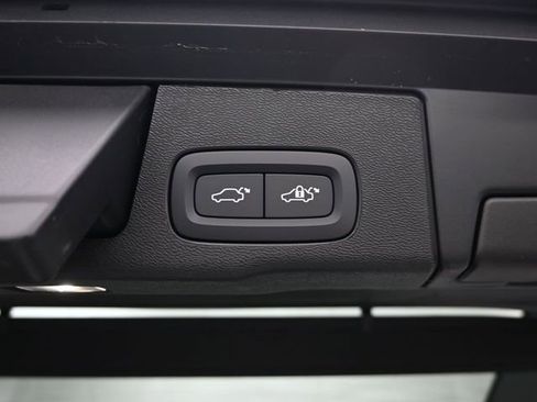 New 2026 Volvo XC60 B5 Ultra w/ Protection Package Premier AWD/4WD image 30