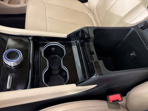 Used 2022 Jeep Grand Cherokee L Limited image 33