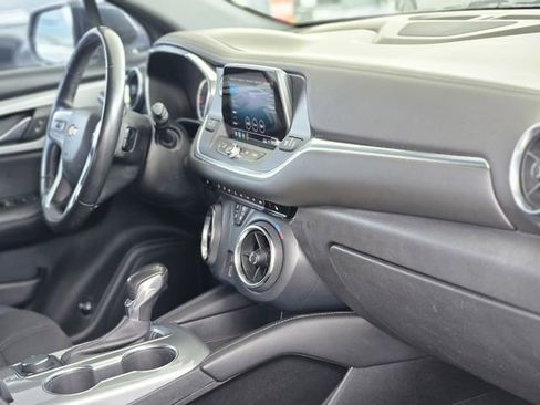 Used 2020 Chevrolet Blazer LT image 13
