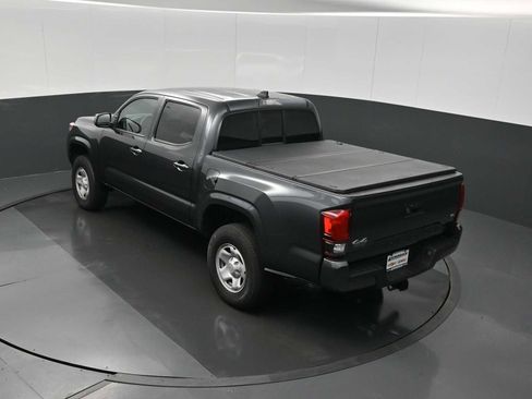 Used 2022 Toyota Tacoma SR image 19