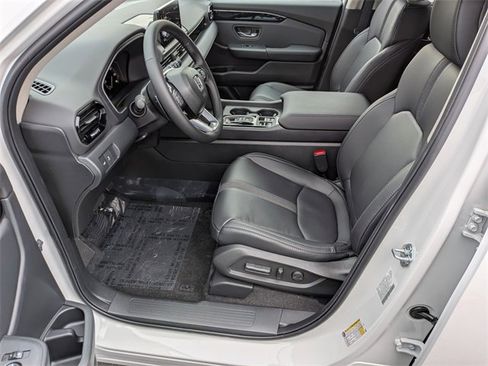 New 2025 Honda Pilot EX-L image 10