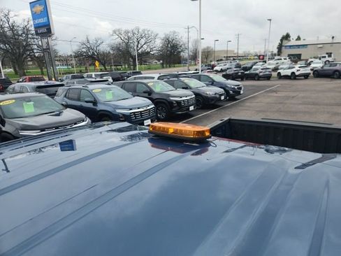 Used 2024 Chevrolet Silverado 1500 W/T w/ WT Value Package image 7