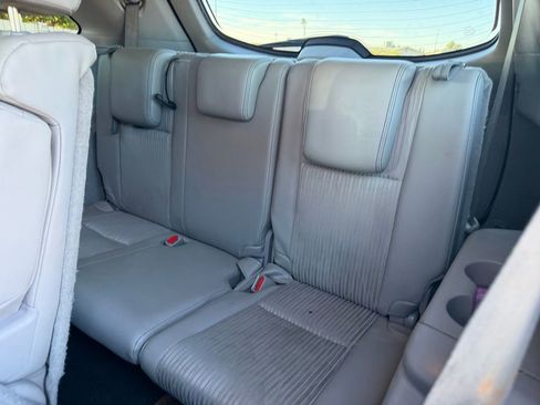 Used 2017 Toyota Highlander LE image 22