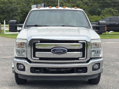Used 2016 Ford F350 Lariat w/ Lariat Interior Package RWD image 2