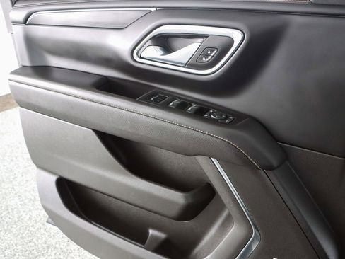 Used 2023 GMC Yukon SLT image 25