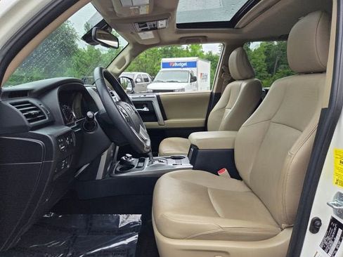 Used 2023 Toyota 4Runner Limited AWD/4WD image 9