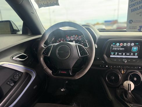 Used 2018 Chevrolet Camaro SS image 53