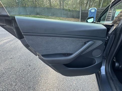 Used 2021 Tesla Model 3 Long Range image 12