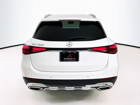 Used 2025 Mercedes-Benz GLC 300 image 7