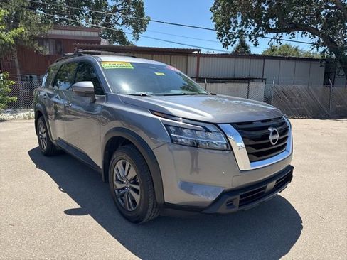 Used 2022 Nissan Pathfinder SV w/ Cargo Package FWD image 29