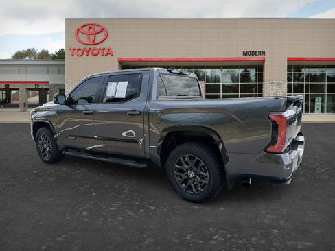 Used 2024 Toyota Tundra Platinum AWD/4WD image 6