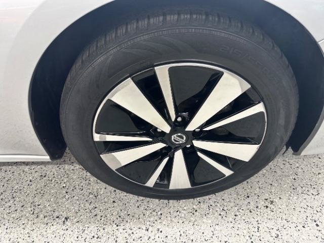 Used 2021 Nissan Altima 2.5 SV FWD image 24