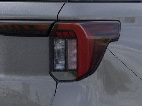New 2025 Ford Explorer ST-Line w/ Premium Package RWD image 51