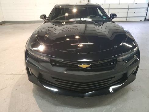 Used 2017 Chevrolet Camaro LT RWD image 10