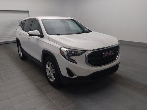Used 2020 GMC Terrain SLE FWD image 13