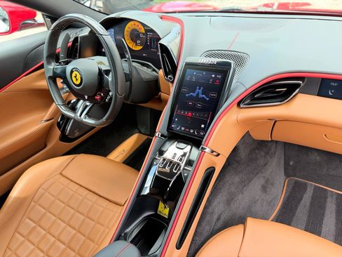 Used 2022 Ferrari Roma RWD image 46