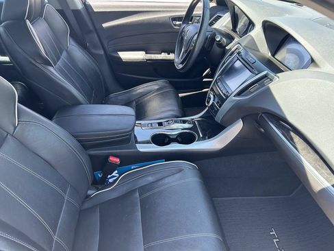 Used 2019 Acura TLX V6 w/ Technology Package FWD image 12