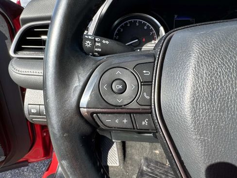 Used 2023 Toyota Camry SE image 21