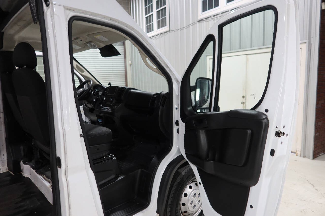 Used 2023 RAM ProMaster 3500 w/ Driver Convenience Group FWD image 12