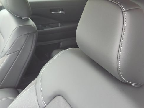 New 2026 Nissan Pathfinder SL FWD image 14