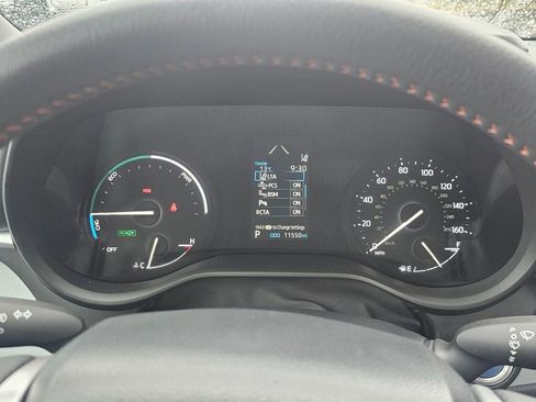 Used 2022 Toyota Sienna XSE FWD image 31